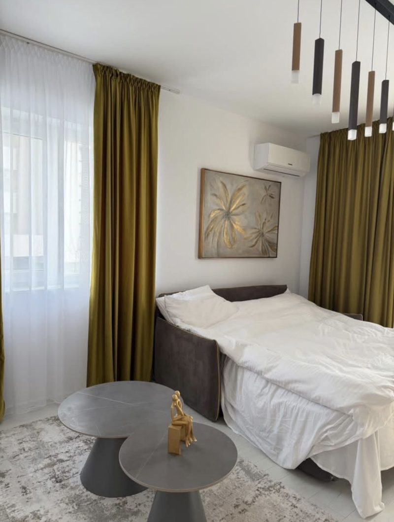 Ofer apartament 2 camere, etaj intermediar, în București, zona Sector 4